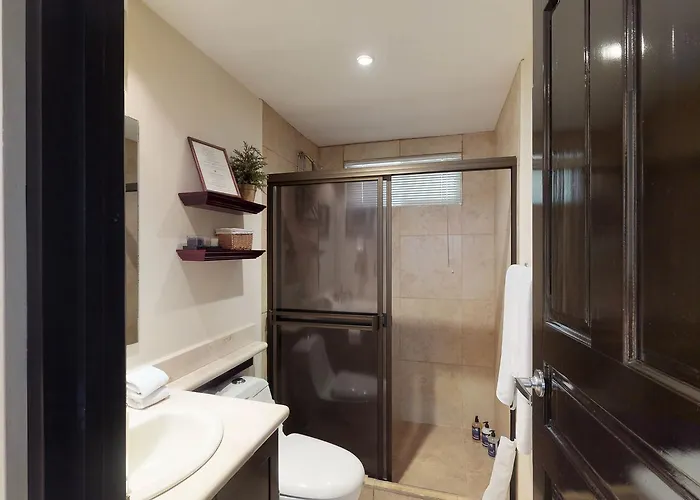 The Cove 3/4 Apartment
