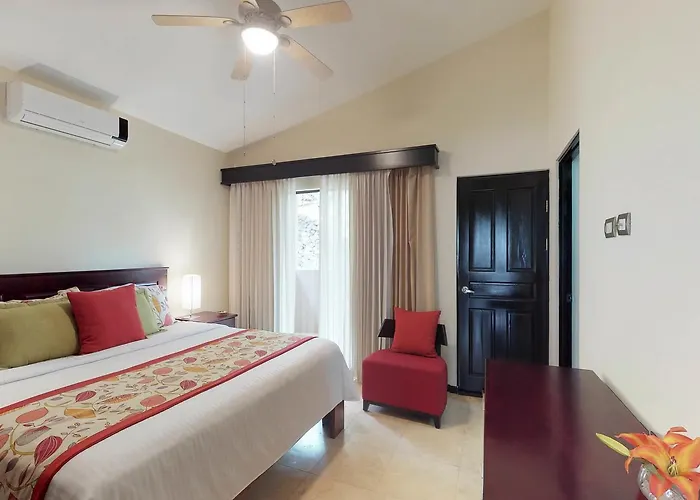 The Cove 3/4 Apartment